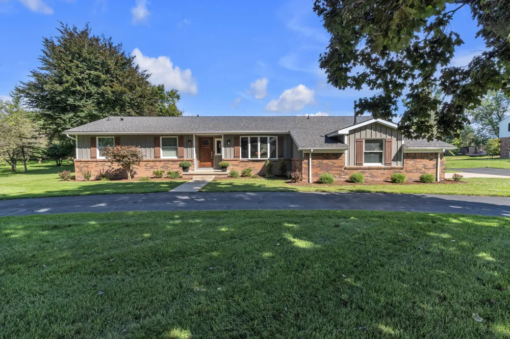 5160 Milwaukee Road Tecumseh Township, MI 49286