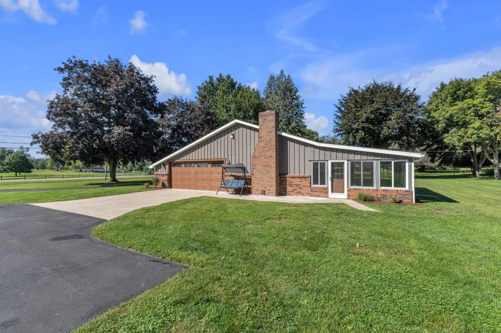 5160 Milwaukee Road Tecumseh Township, MI 49286
