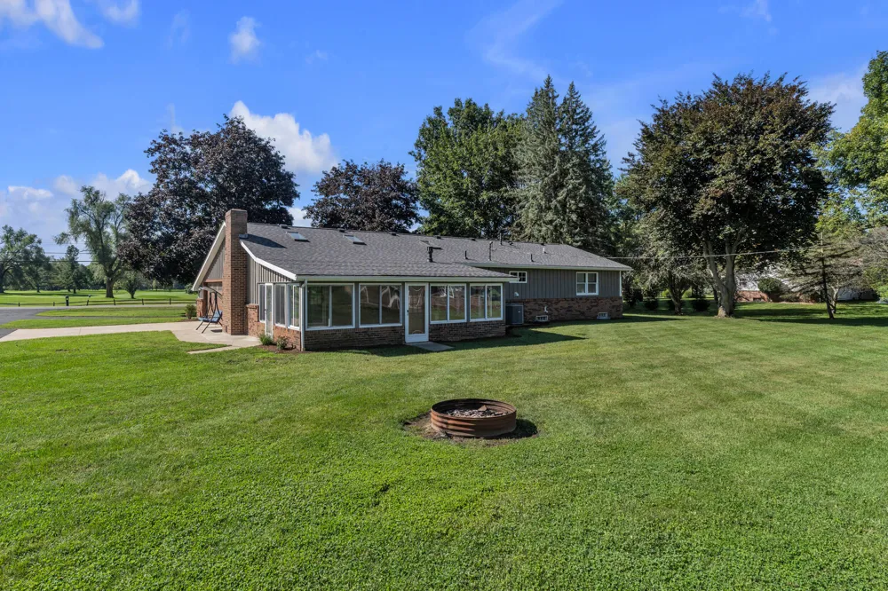 5160 Milwaukee Road Tecumseh Township, MI 49286