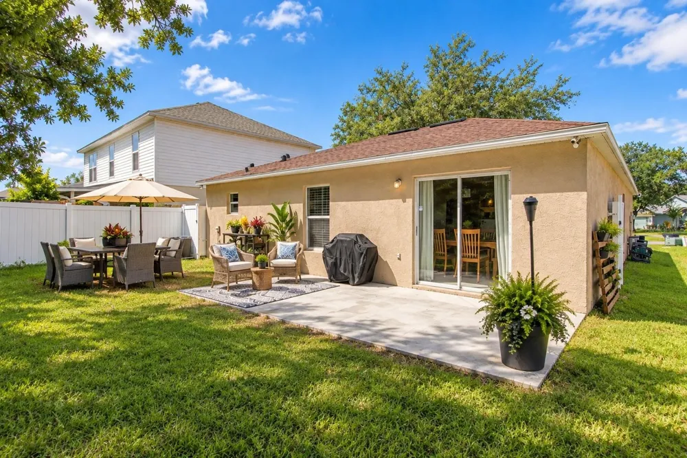 13004 WATERBOURNE DRIVE Gibsonton, FL 33534