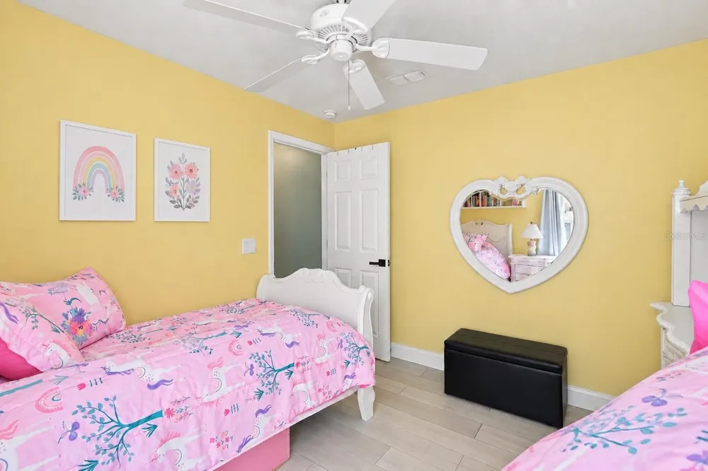13004 WATERBOURNE DRIVE Gibsonton, FL 33534