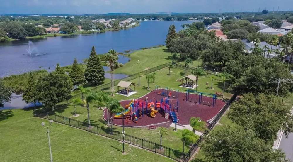 13004 WATERBOURNE DRIVE Gibsonton, FL 33534