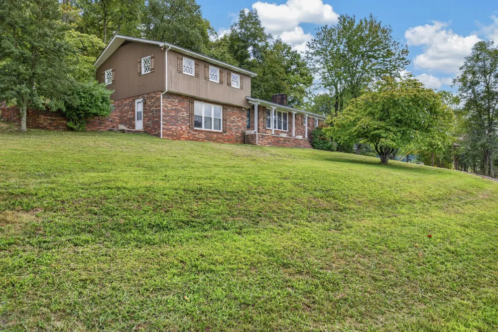 461 Baker Mountain Rd Sparta, TN 38583