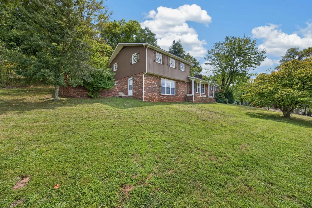 461 Baker Mountain Rd Sparta, TN 38583