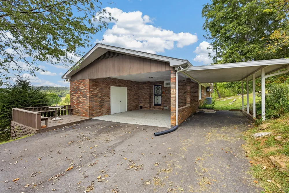 461 Baker Mountain Rd Sparta, TN 38583