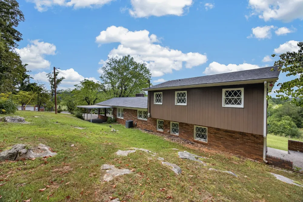461 Baker Mountain Rd Sparta, TN 38583