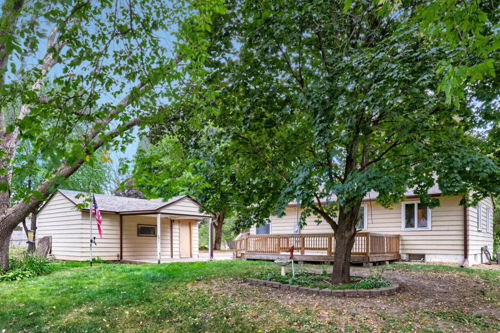 2021 English Street Maplewood, MN 55109