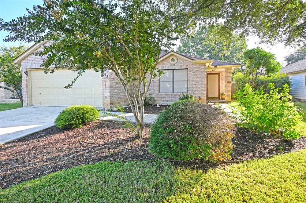 762 PINEHURST DR DRIVE New Braunfels, TX 78130