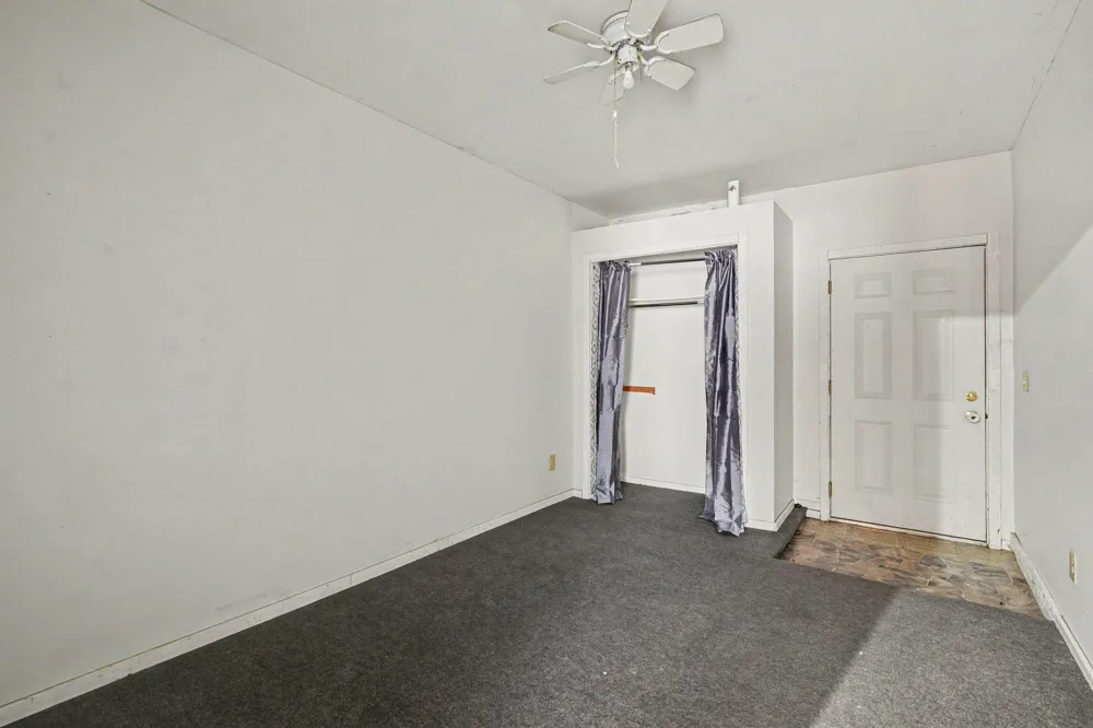 518 Central Avenue Lester Prairie, MN 55354