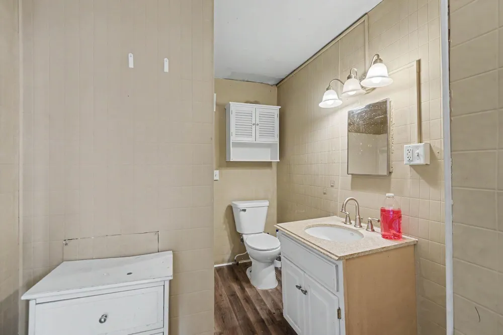 518 Central Avenue Lester Prairie, MN 55354