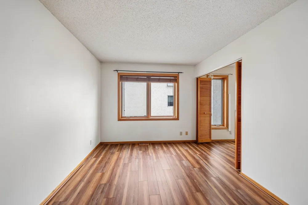 3058 Lake Shore Drive #A Minneapolis, MN 55416