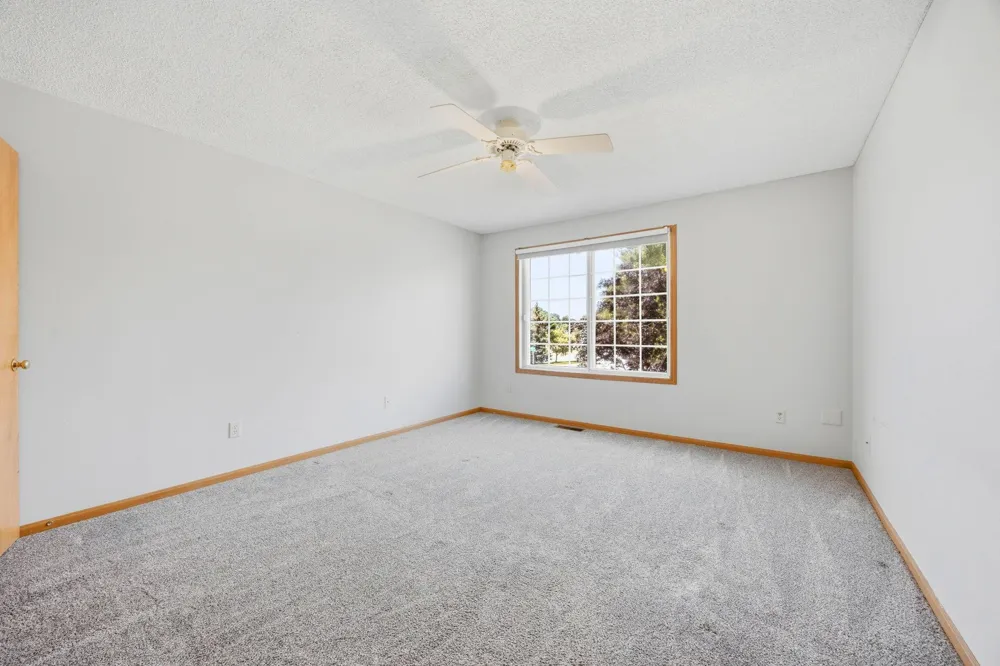 1994 Jan Echo Trail Eagan, MN 55122