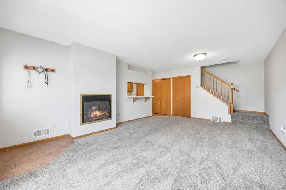 1994 Jan Echo Trail Eagan, MN 55122