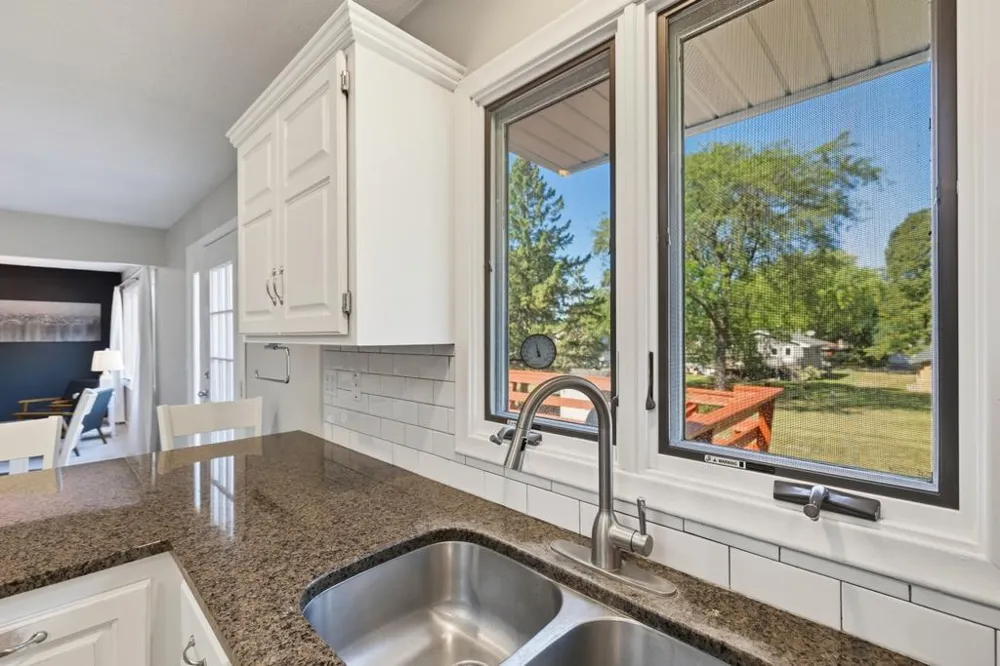 9920 36th Place Plymouth, MN 55441