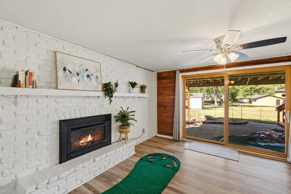 9920 36th Place Plymouth, MN 55441