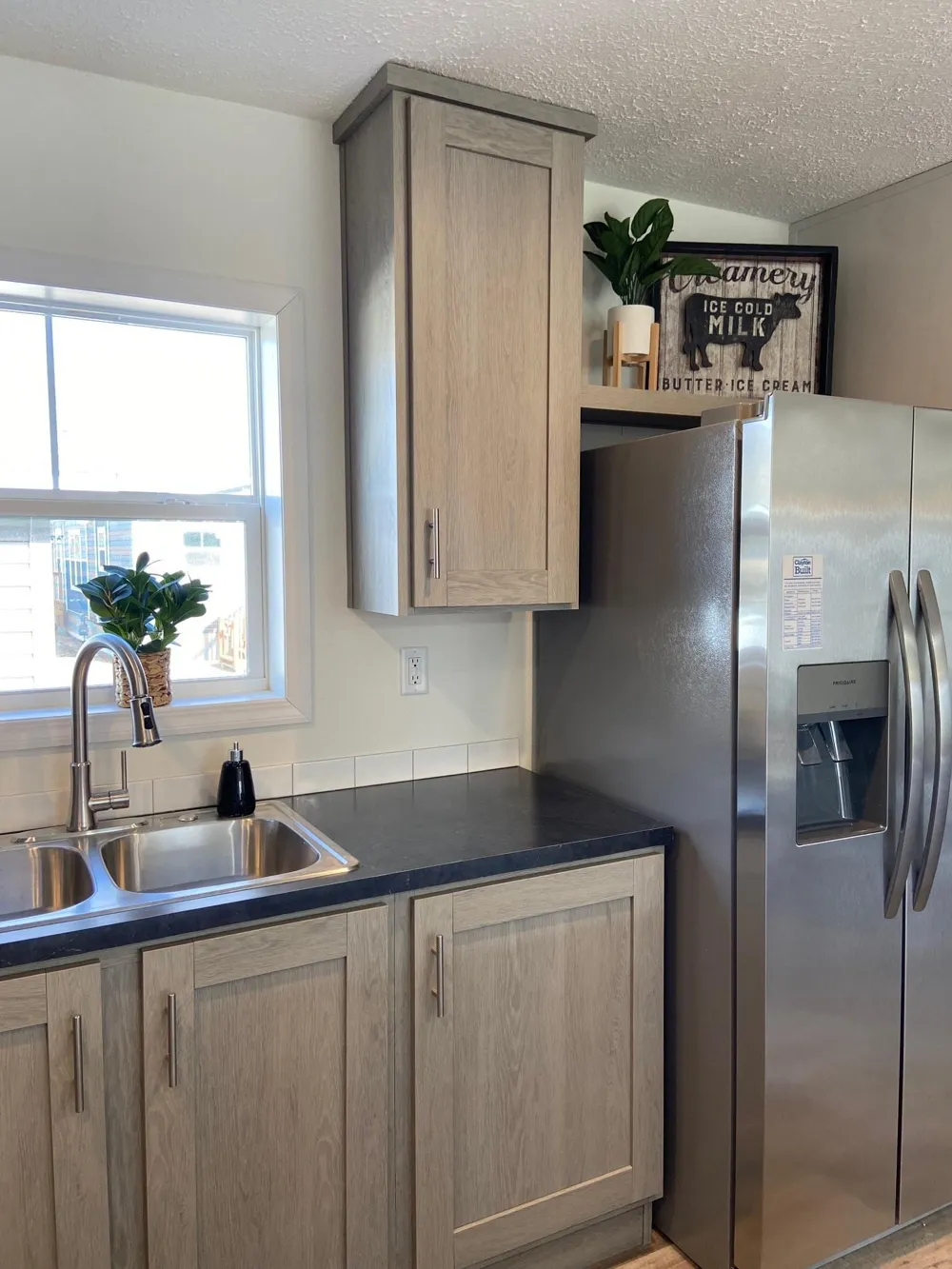 402 1st Street NE Staples, MN 56479