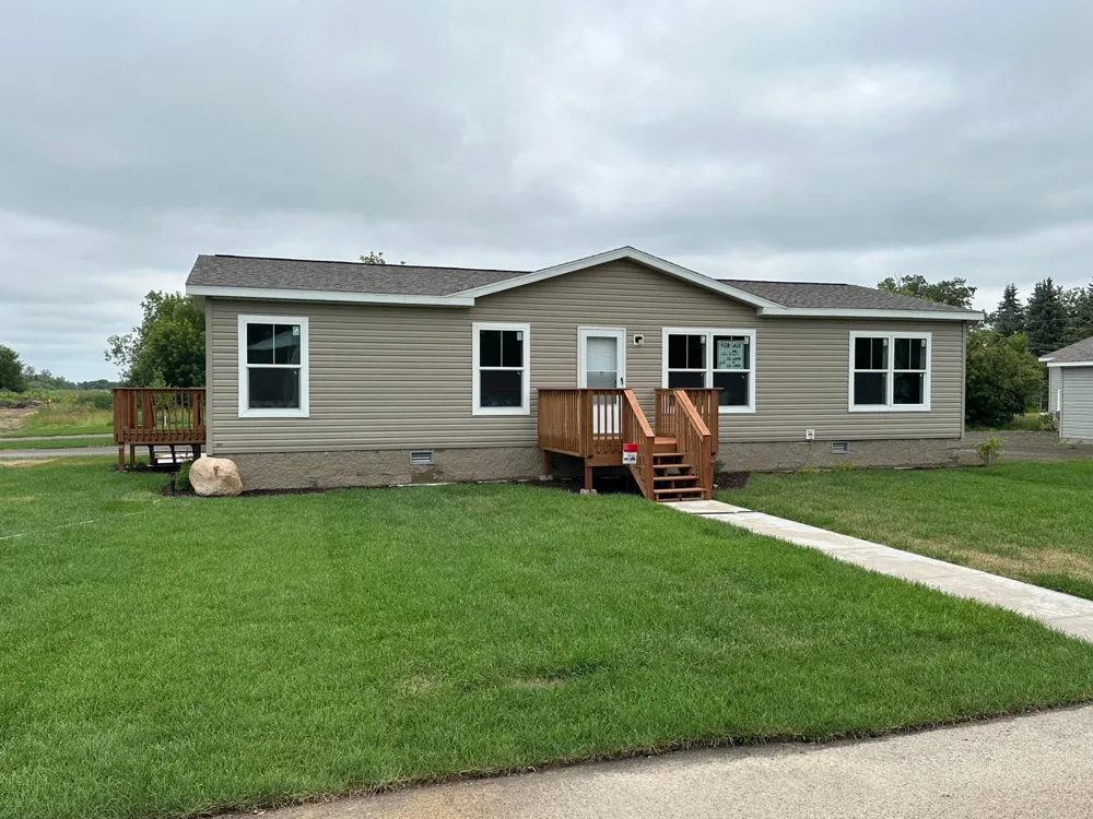 402 1st Street NE Staples, MN 56479
