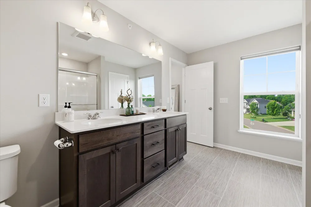 13571 Pine Drive Rogers, MN 55374