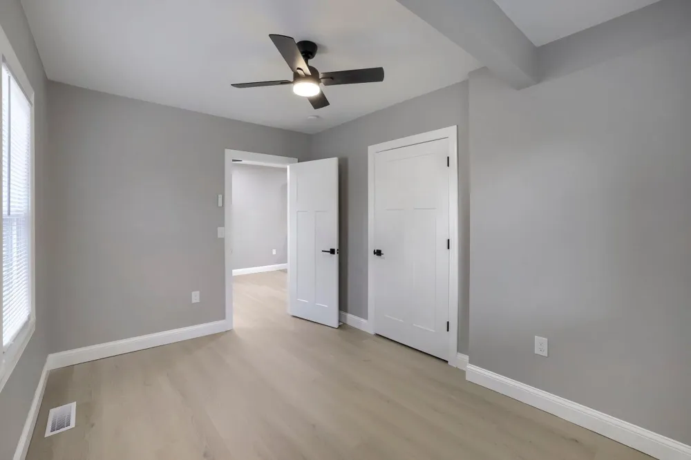 1979 Stillwater Avenue E Saint Paul, MN 55119
