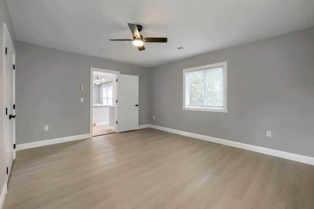 1979 Stillwater Avenue E Saint Paul, MN 55119