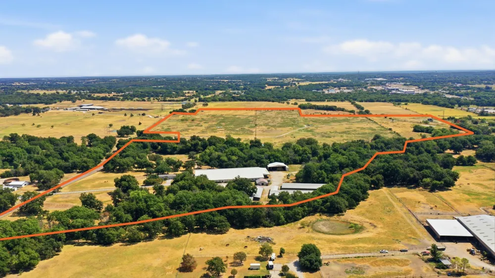 278 County Road 182 Gainesville, TX 76240