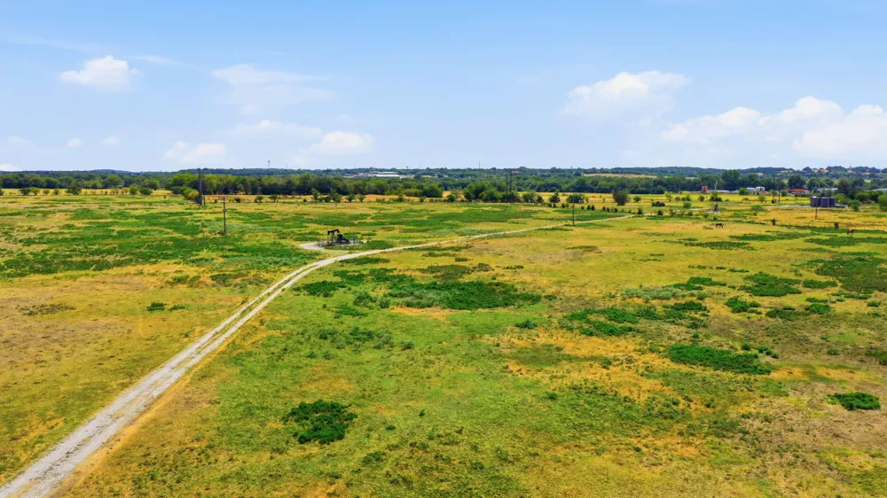 278 County Road 182 Gainesville, TX 76240