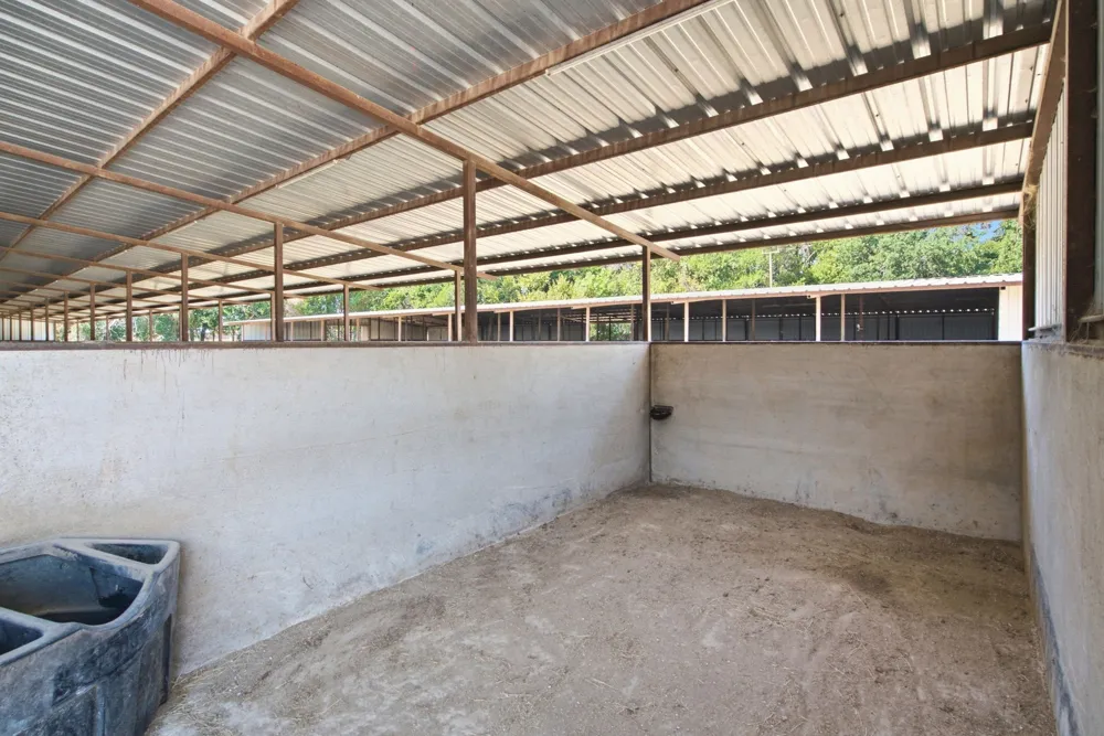 278 County Road 182 Gainesville, TX 76240