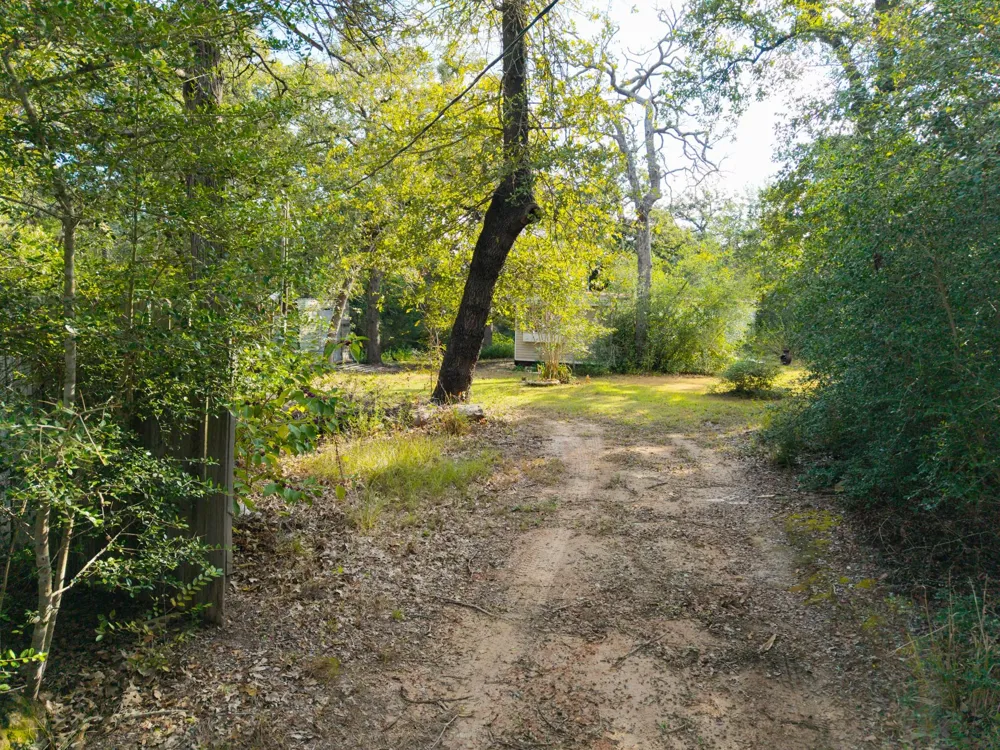 430 Pin Oak Drive Somerville, TX 77879
