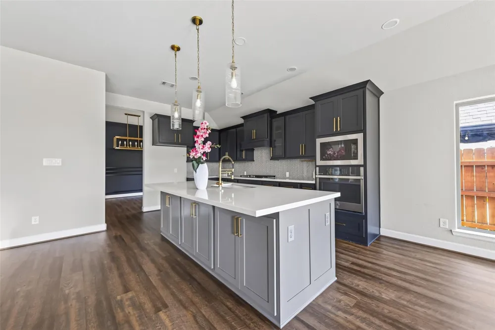 7211 Sylvan Birch Trail Katy, TX 77493