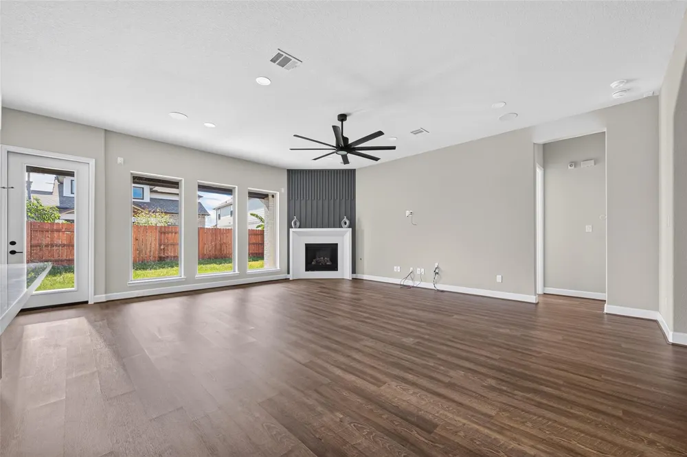 7211 Sylvan Birch Trail Katy, TX 77493