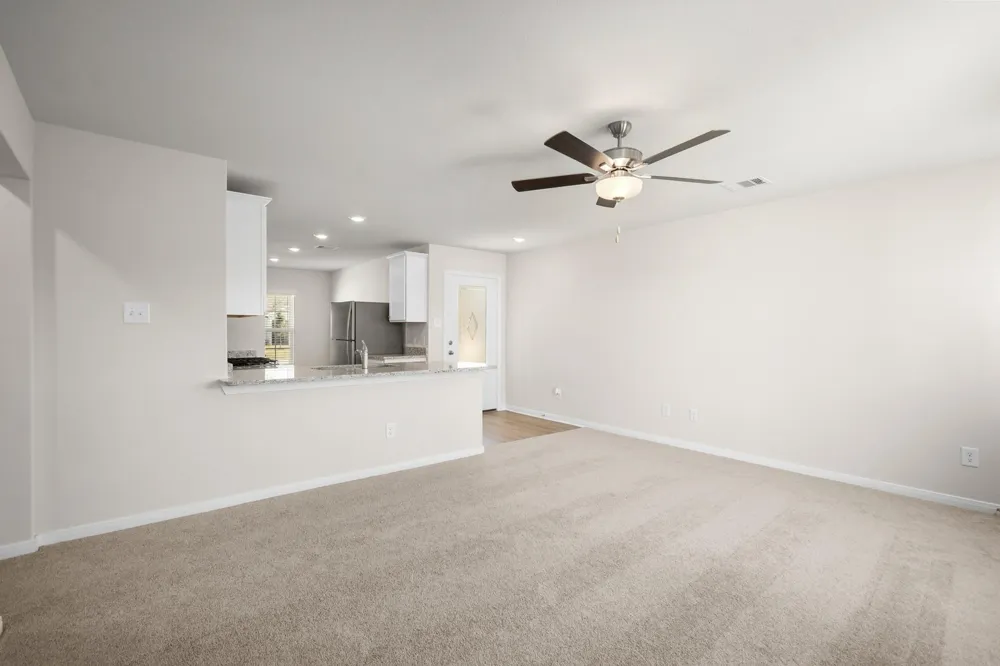 10389 Sweetwater Creek Drive Cleveland, TX 77328