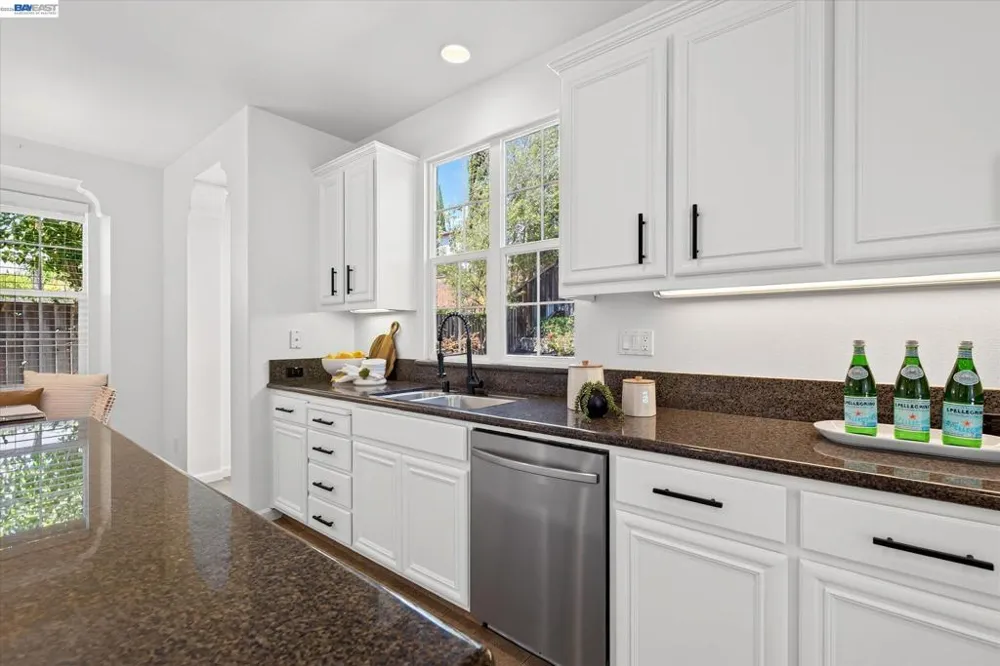8307 Saturn Park Dr San Ramon, CA 94582