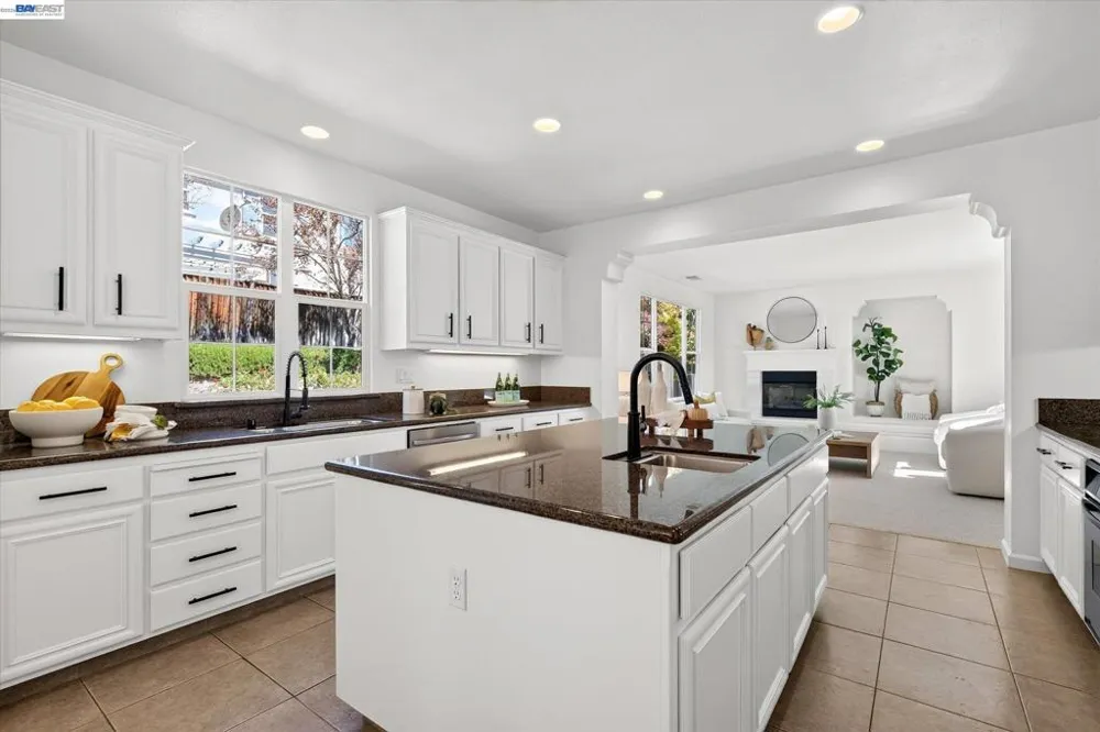8307 Saturn Park Dr San Ramon, CA 94582