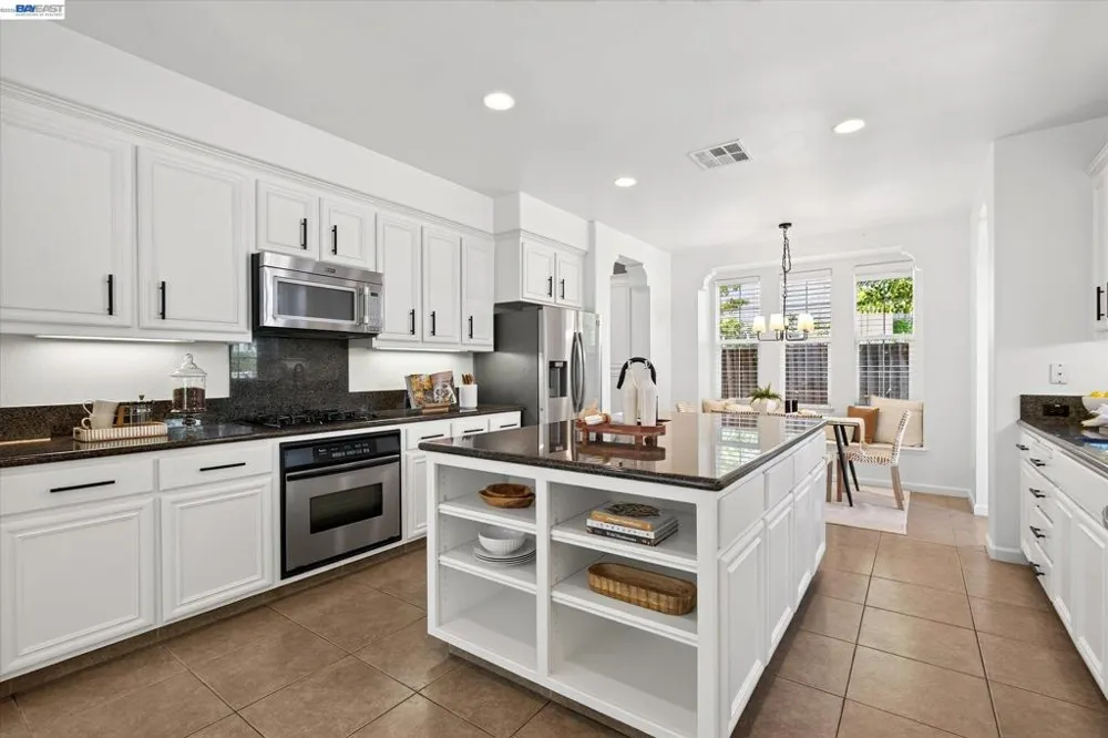 8307 Saturn Park Dr San Ramon, CA 94582