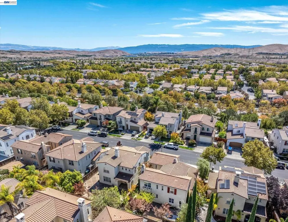 8307 Saturn Park Dr San Ramon, CA 94582