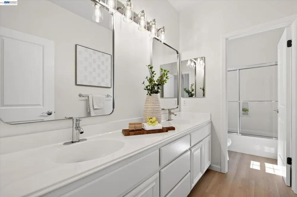 8307 Saturn Park Dr San Ramon, CA 94582