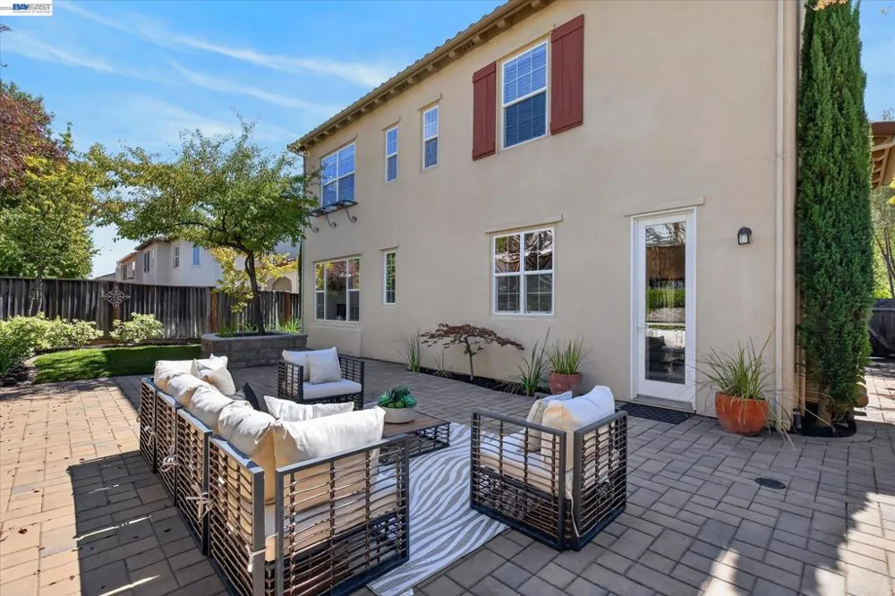 8307 Saturn Park Dr San Ramon, CA 94582