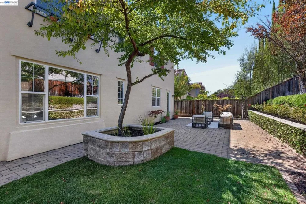 8307 Saturn Park Dr San Ramon, CA 94582