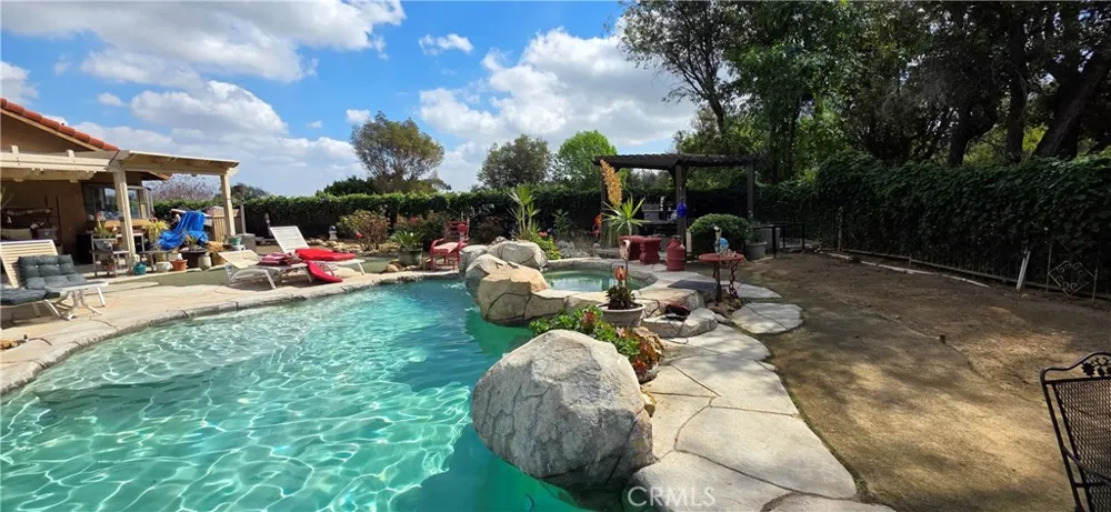 12 Franciscan Place Phillips Ranch, CA 91766