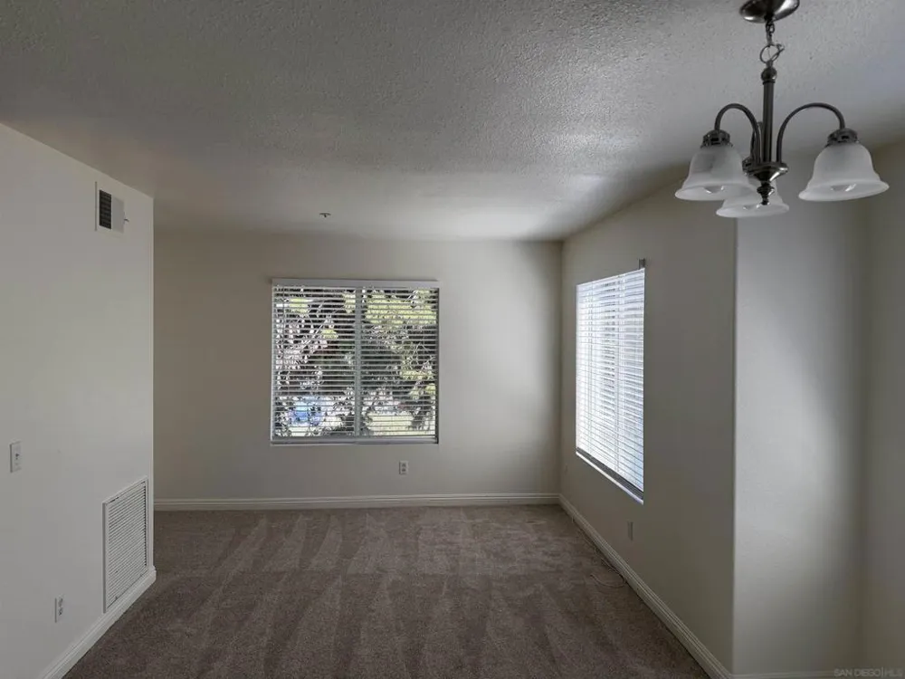 10254 Wateridge Circle #216 San Diego, CA 92121