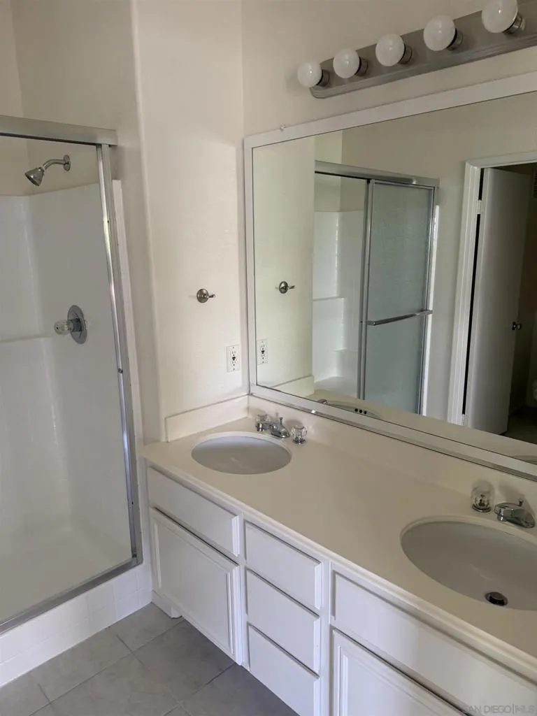 10254 Wateridge Circle #216 San Diego, CA 92121