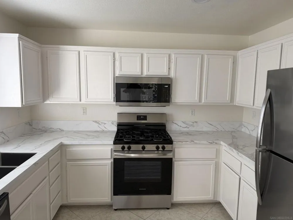 10254 Wateridge Circle #216 San Diego, CA 92121