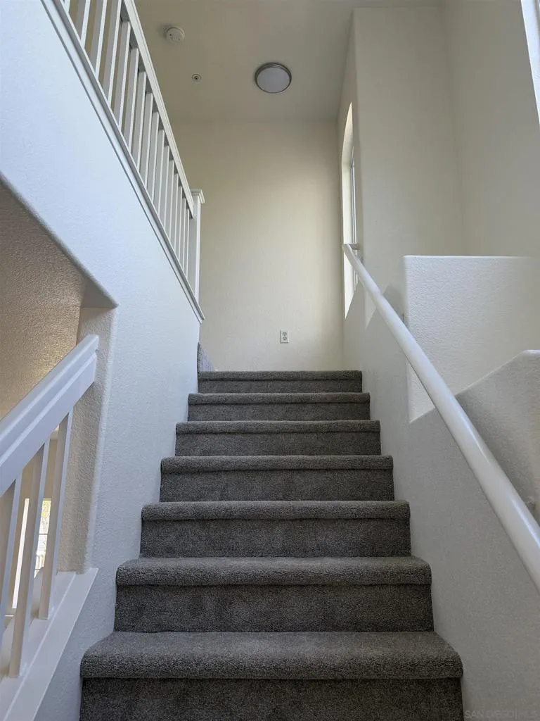 10254 Wateridge Circle #216 San Diego, CA 92121