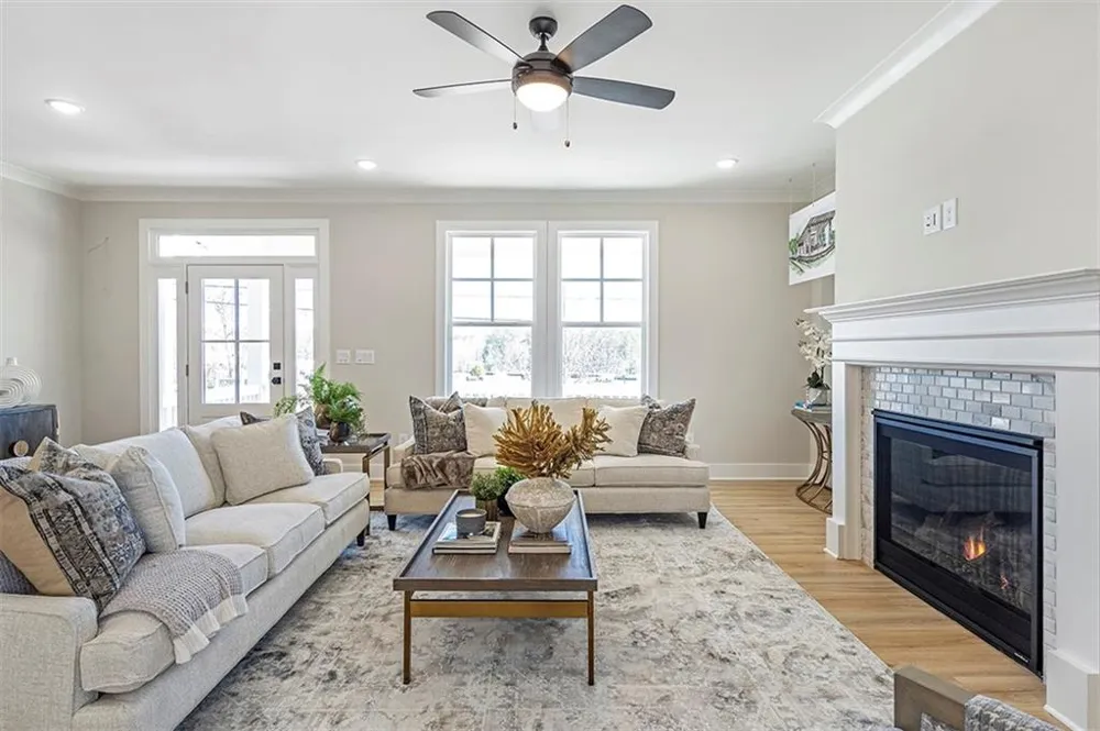 164 Palm Street Woodstock, GA 30188