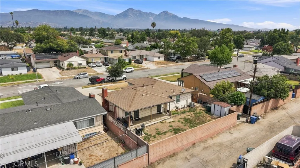 868 James Place Pomona, CA 91767