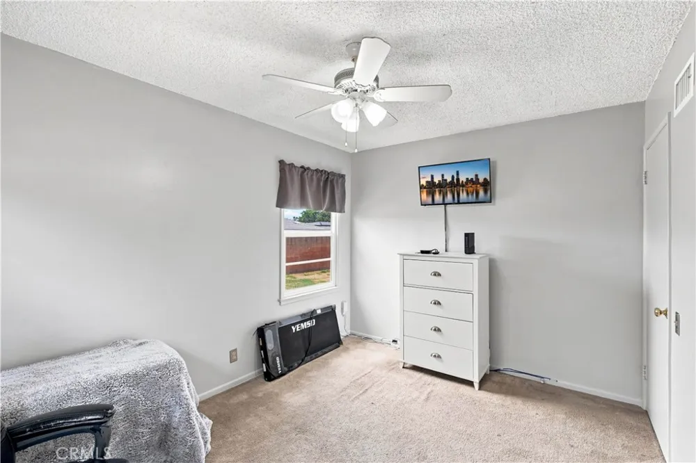 868 James Place Pomona, CA 91767