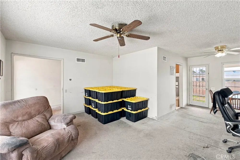 868 James Place Pomona, CA 91767