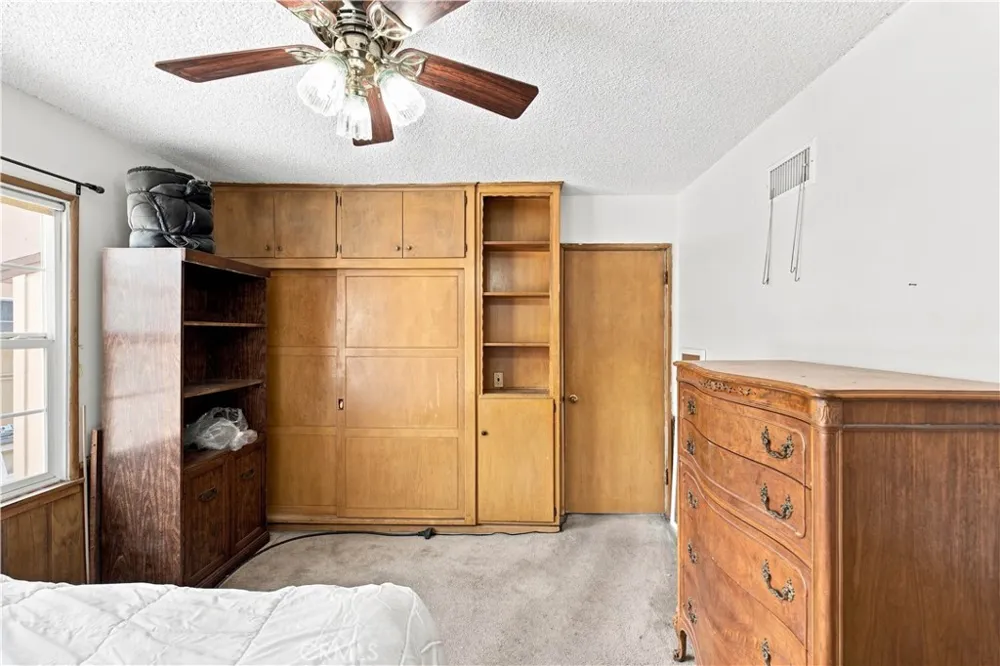 868 James Place Pomona, CA 91767