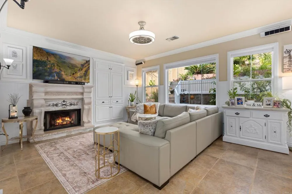 2285 Hillyer Street Carlsbad, CA 92008