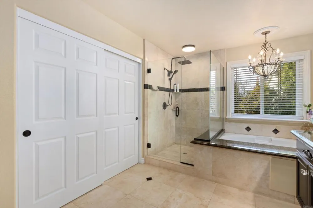 2285 Hillyer Street Carlsbad, CA 92008